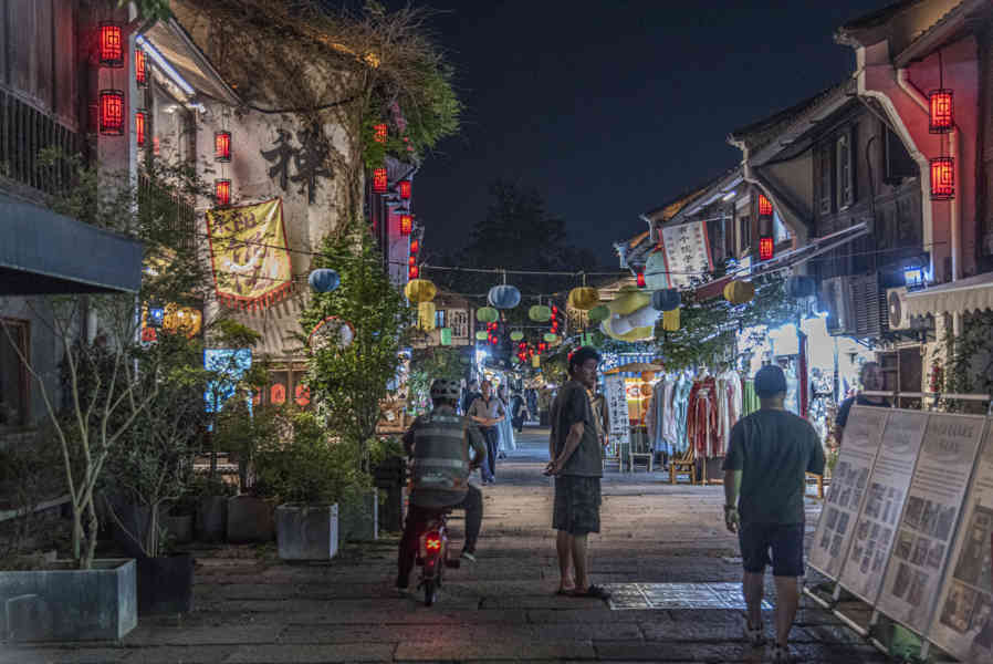 China - Hangzhou 096 - Hefang Street.jpg